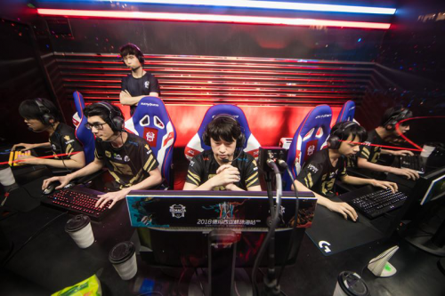 类似的潜质 类似的潜质