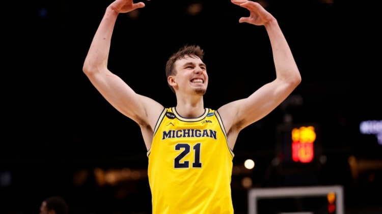 穆阿尼在内 穆阿尼在内